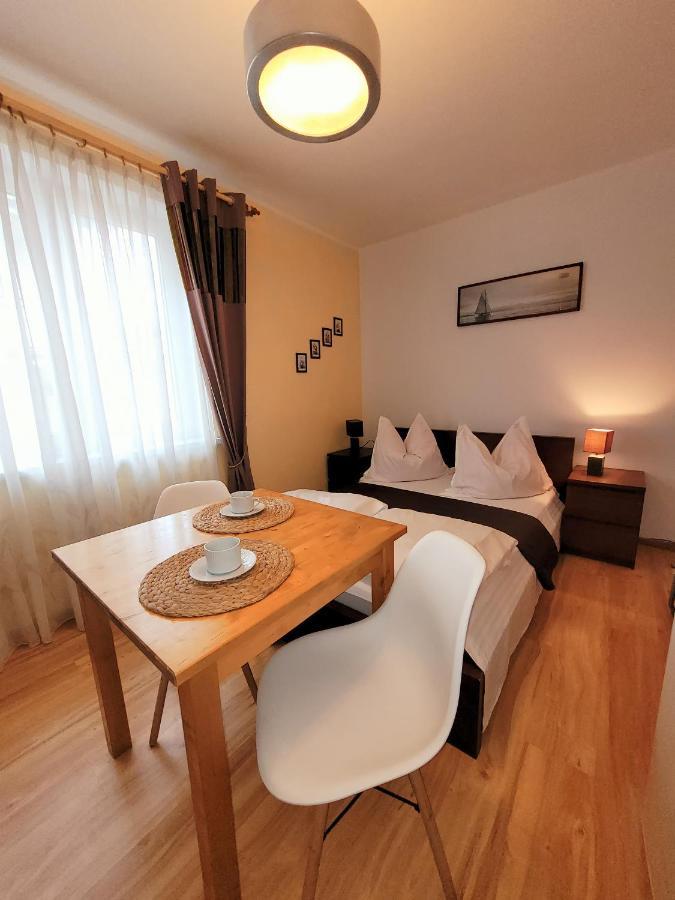 Iwona Pokoje Apartamenty Karwia Exterior photo