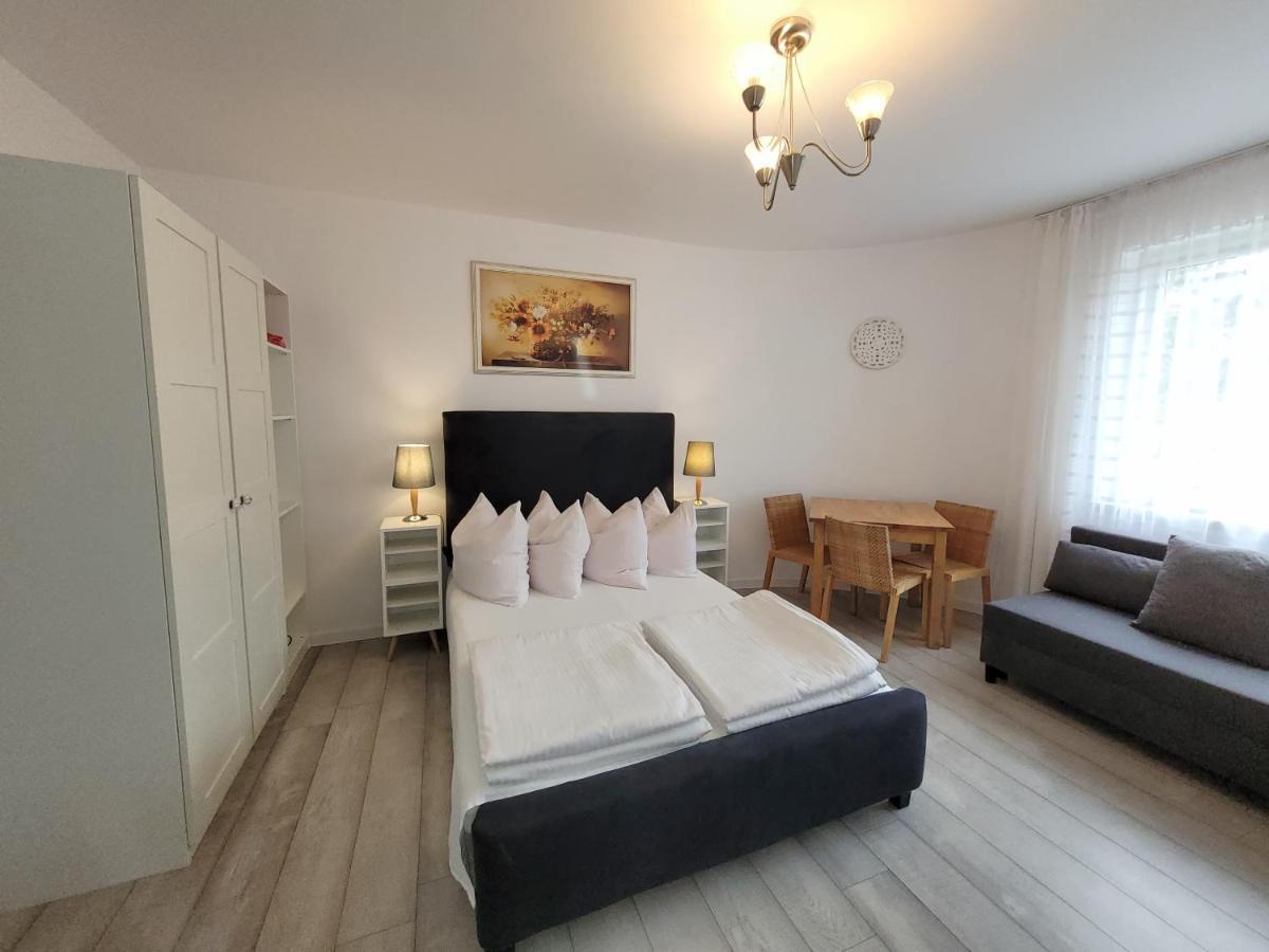Iwona Pokoje Apartamenty Karwia Exterior photo