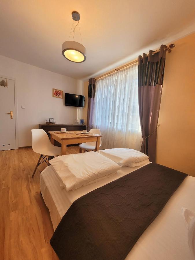 Iwona Pokoje Apartamenty Karwia Exterior photo